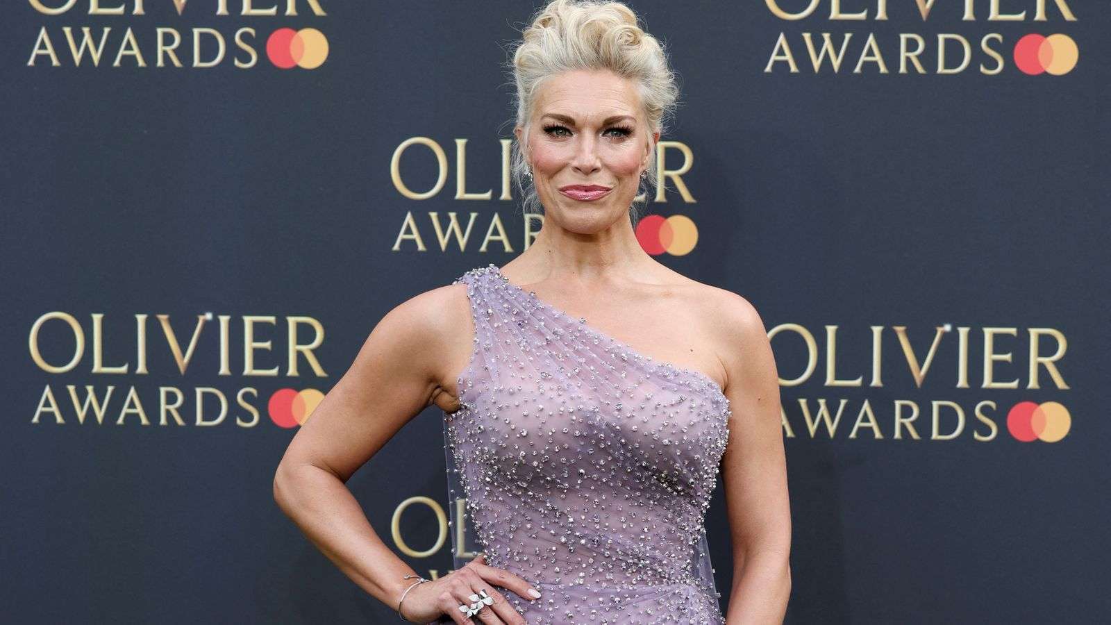 Hannah Waddingham Responds Firmly to Photographer's Request for Leg Show at Olivier Awards Red Carpet