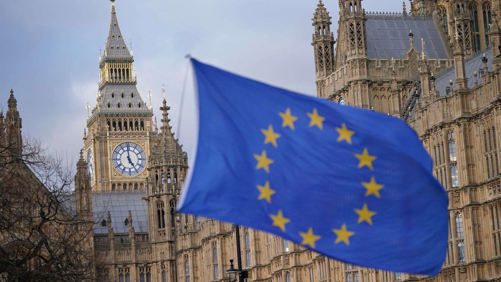 EU suggests potential joint youth work and study scheme with UK following Brexit